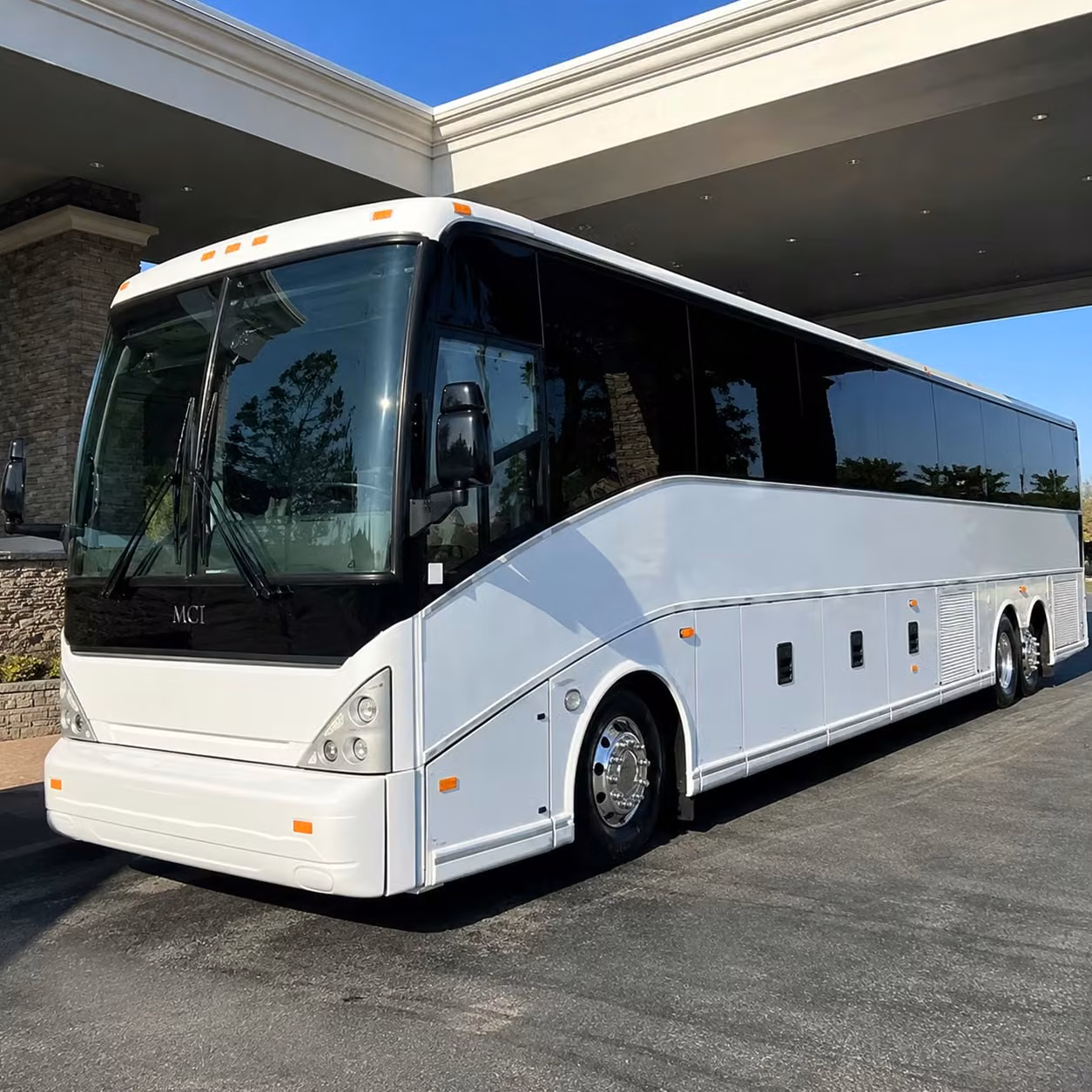 charterbusrentaldoralfl com is ready to handle portmiami cruise transfers from doral