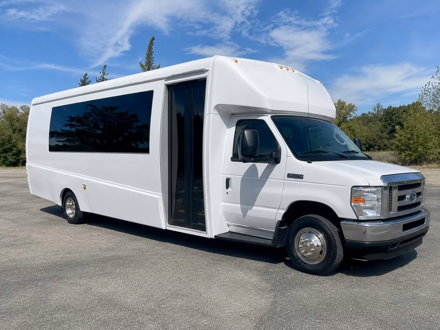 party bus rentals to kaseya center concerts in downtown miami